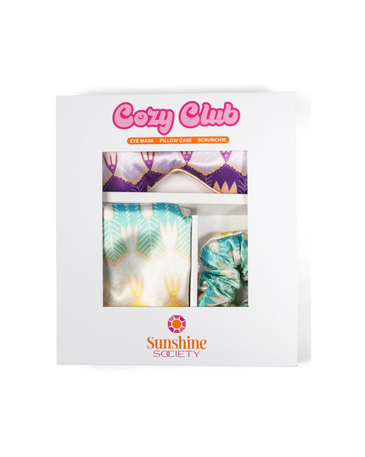 Cozy Club, Palm Royale