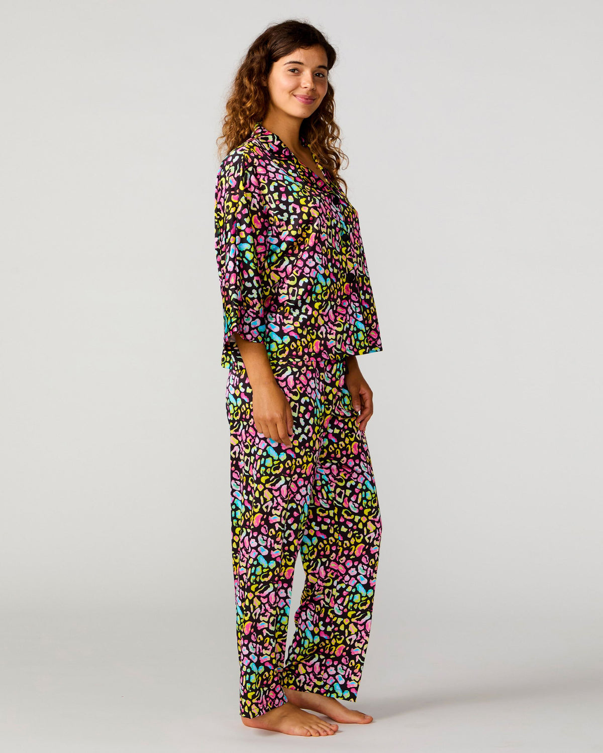 Bright Animal Silky 3/4 Shirt Pant Set