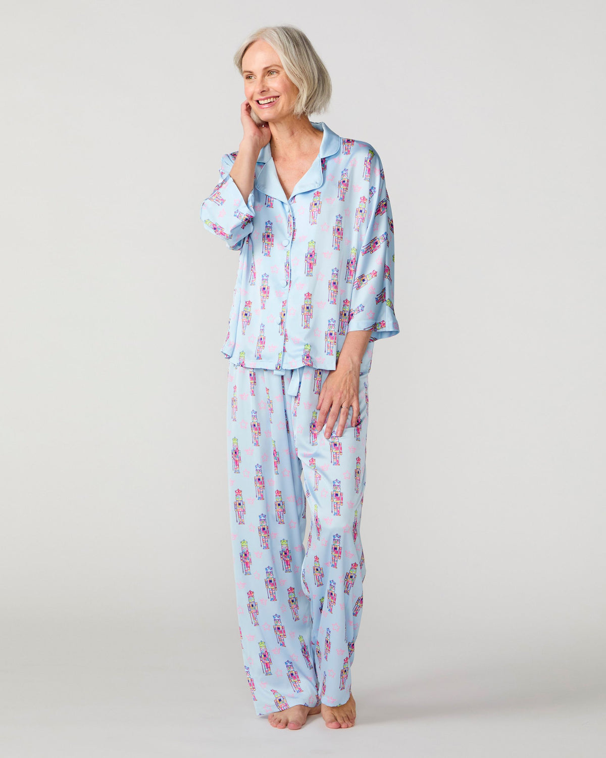 Graffiti Nutcracker Silky 3/4 Sleeve Pant Set, Blue