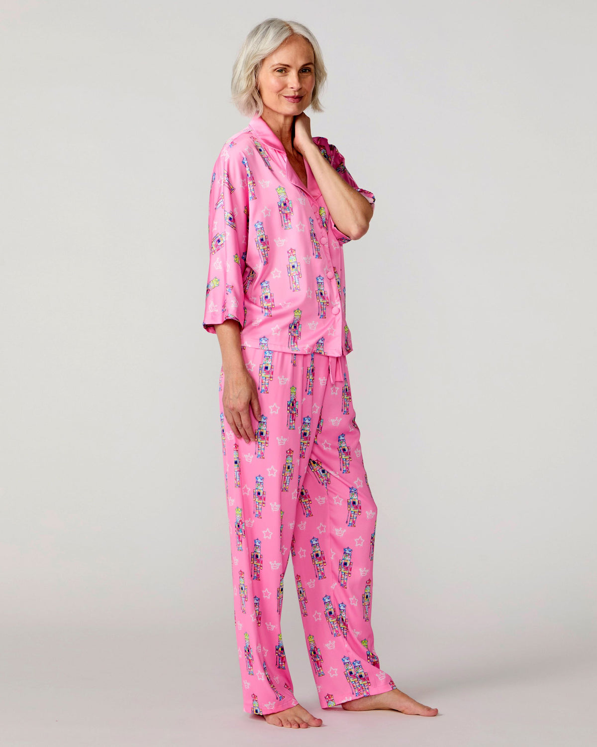 Graffiti Nutcracker Silky 3/4 Sleeve Pant Set, Pink